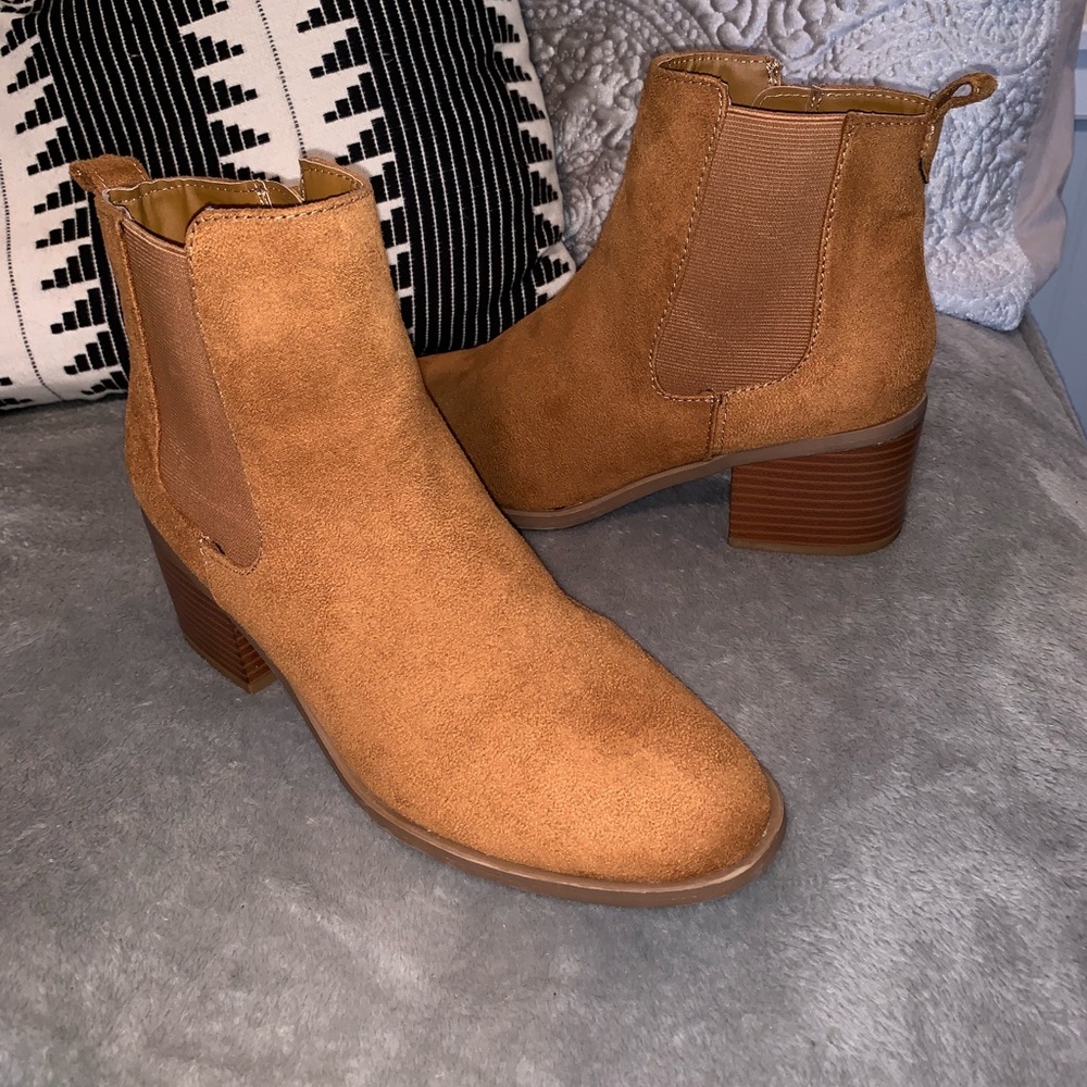 Chestnut Booties (from Gap) women’s size 8